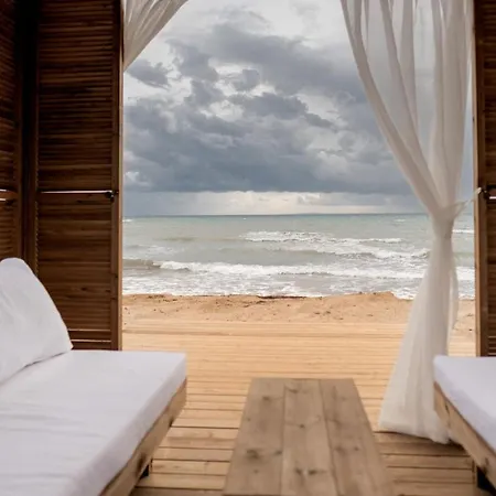 Solo With Sea View
